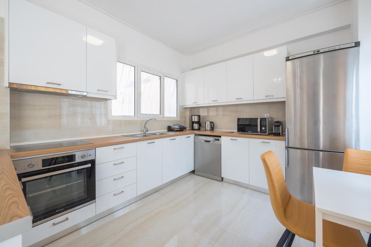 Athens Del Sol Suite Екстер'єр фото
