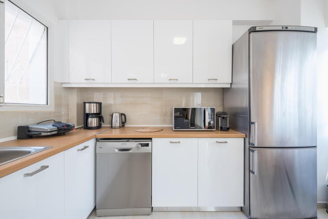 Athens Del Sol Suite Екстер'єр фото